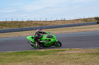 anglesey-no-limits-trackday;anglesey-photographs;anglesey-trackday-photographs;enduro-digital-images;event-digital-images;eventdigitalimages;no-limits-trackdays;peter-wileman-photography;racing-digital-images;trac-mon;trackday-digital-images;trackday-photos;ty-croes